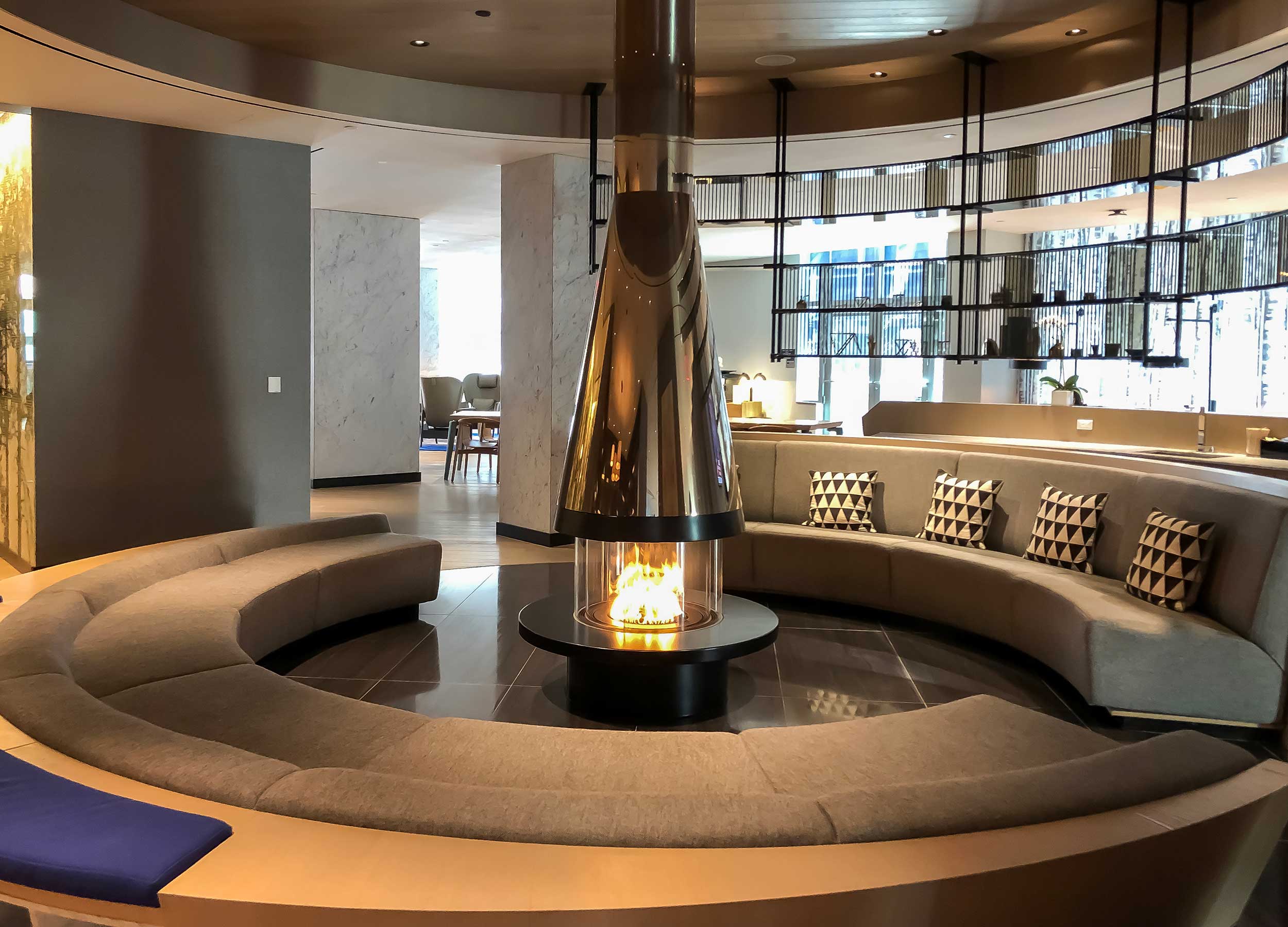 Manhattan Amenity Lounge